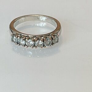 Cubic Zirconium Silver Toned Ring For Women Size 7